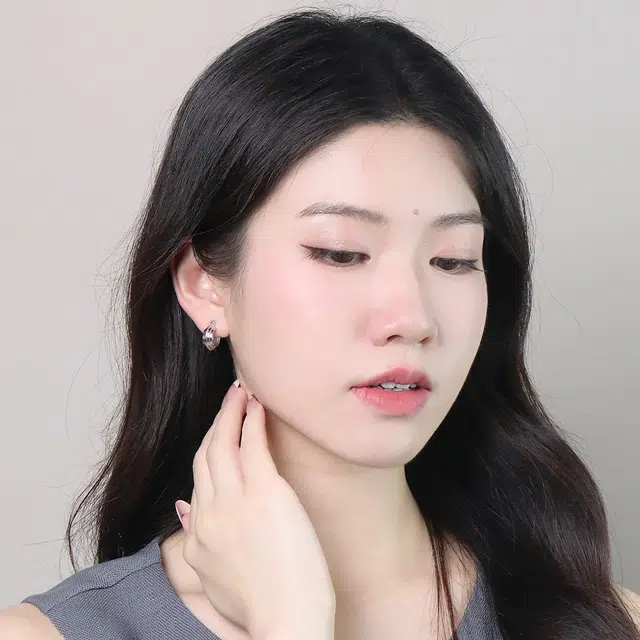 s925