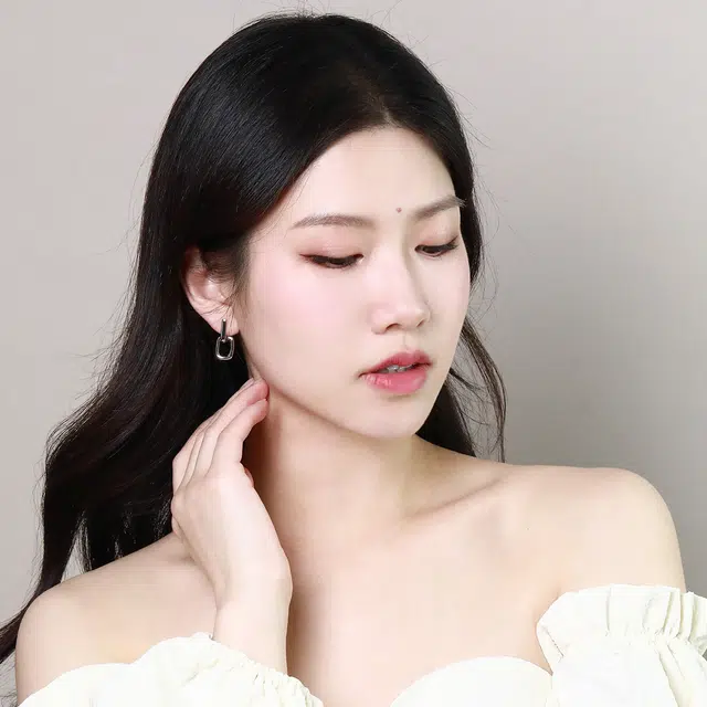 s925