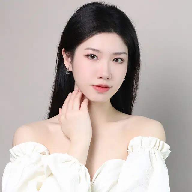 S925