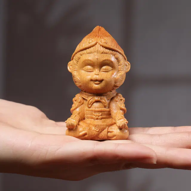 物㯖 工艺品湘工雕刻大圣悟空国潮中式轻奢高级感文玩盘玩居家 崖柏 把件 男女同款情侣款