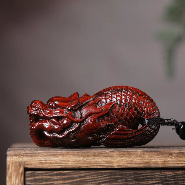 物㯖 新中式国潮复古手工精雕文玩随身把玩轻奢高级感车载招财纳福平安喜乐考试上岸盘玩#好运 檀木 手把件 男女同款情侣款