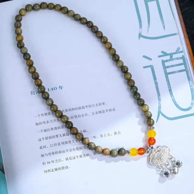 物㯖 新中式复古平安锁铃铛佛珠 平安顺遂 小众国潮文玩念珠 本命年 绿檀 手串 男女同款情侣款