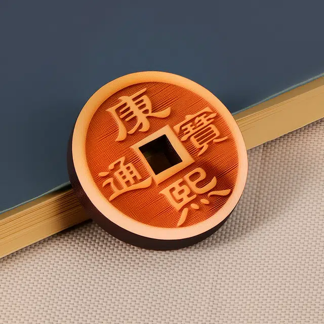 物㯖 新中式小众 轻奢简约高级感五帝钱 招财纳福 前程似锦 八方来财 诸事顺遂#好运 桃木 项链 男女同款情侣款