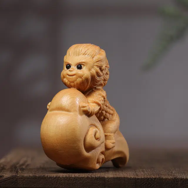 物㯖 国潮新中式轻奢高级感小众装饰品工艺品车载挂件湘工雕刻 太行陈化时来转转把玩镂空工艺解压小摆件 崖柏 把件 男女同款情侣款