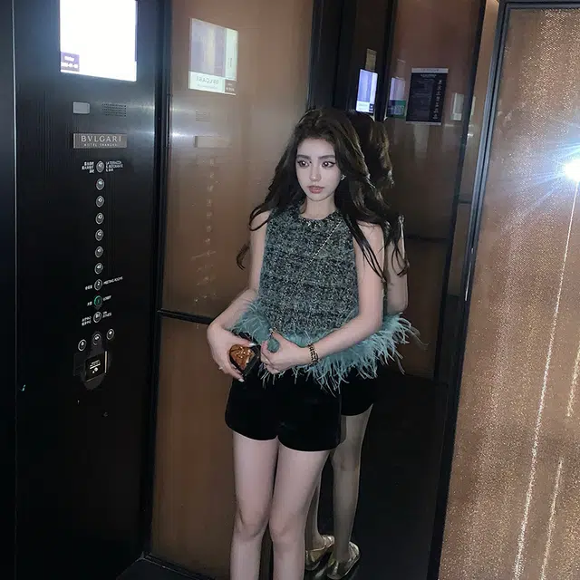 水中花 气质百搭背心上衣显瘦高腰短裤休闲套装 女款