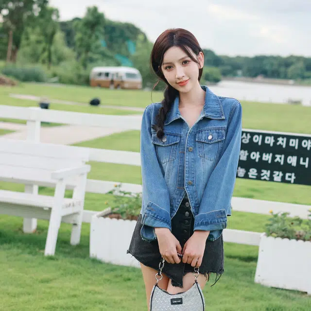 水中花 舒适休闲时尚牛仔外套 女款 浅蓝色