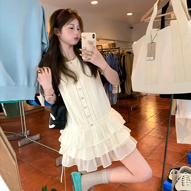 水中花 法式小众不撞款立体花边裙摆圆领套头小个子无袖连衣裙 女款 白色