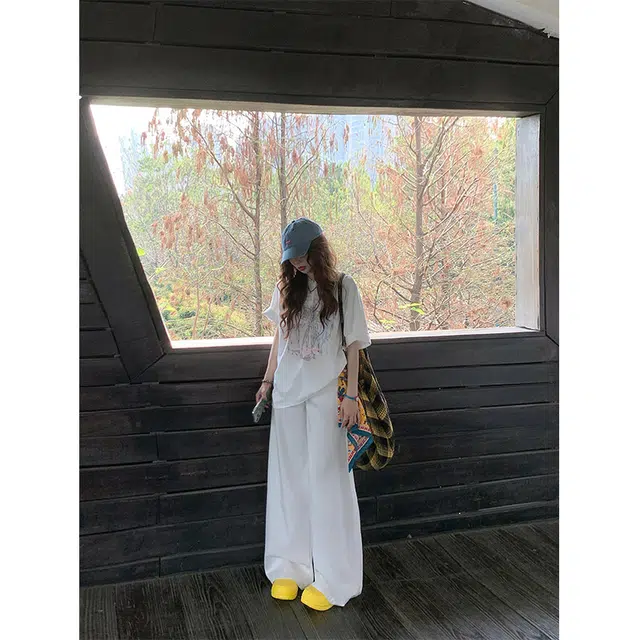 水中花 宽松高腰垂感阔腿裤搭配时尚短袖休闲套装 女款 白色