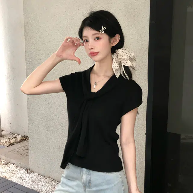 V T