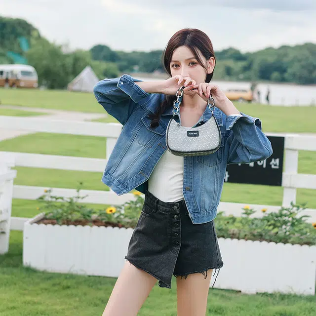 水中花 舒适休闲时尚牛仔外套 女款 浅蓝色