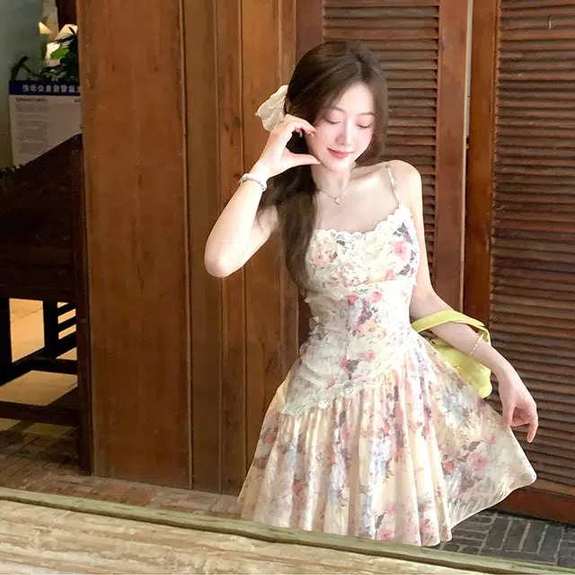 水中花 度假少女定制印花收腰蕾丝碎花吊带连衣裙 女款