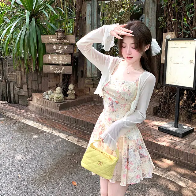 水中花 度假少女定制印花收腰蕾丝碎花吊带连衣裙 女款