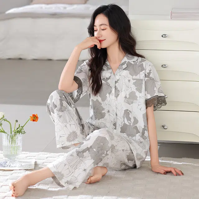 夏芬妍 简约时尚柔软舒适花卉满印翻领家居服亲肤休闲短袖长裤可外穿睡衣套装 女款 灰色