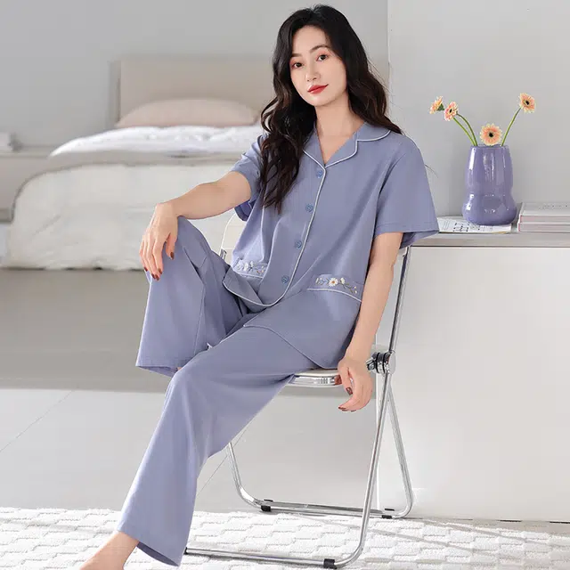 夏芬妍 简约时尚柔软舒适纯色气质绣花翻领家居服亲肤休闲短袖长裤可外穿睡衣套装 女款