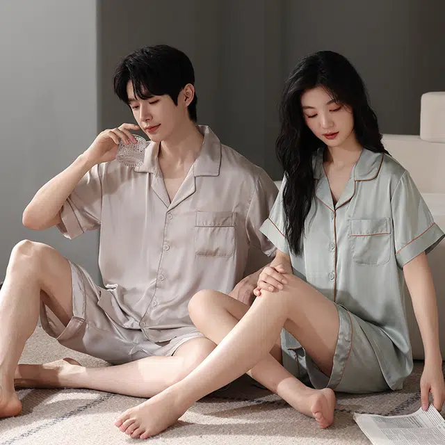 夏芬妍 简约高级感舒适凉感纯色缎面冰雪丝翻领家居服亲肤休闲短袖短裤时尚可外穿夏季薄款睡衣套装 男女同款