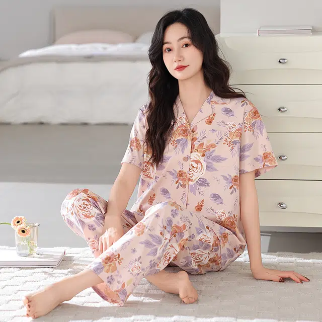 夏芬妍 简约时尚柔软舒适花卉满印翻领家居服亲肤休闲短袖长裤可外穿睡衣套装 女款 粉色