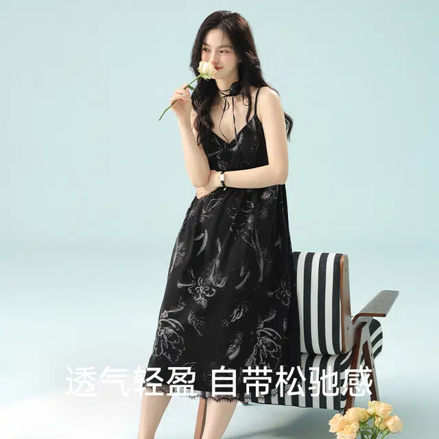夏芬妍 柔软舒适透气亲肤花卉满印蕾丝边带胸垫睡衣家居服休闲宽松凉感吊带时尚可外穿睡裙 女款 黑色