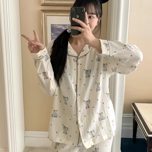 夏芬妍 柔软舒适蝴蝶结小熊云朵棉开衫家居服亲肤休闲长袖长裤可外穿春秋款睡衣套装 女款 杏色
