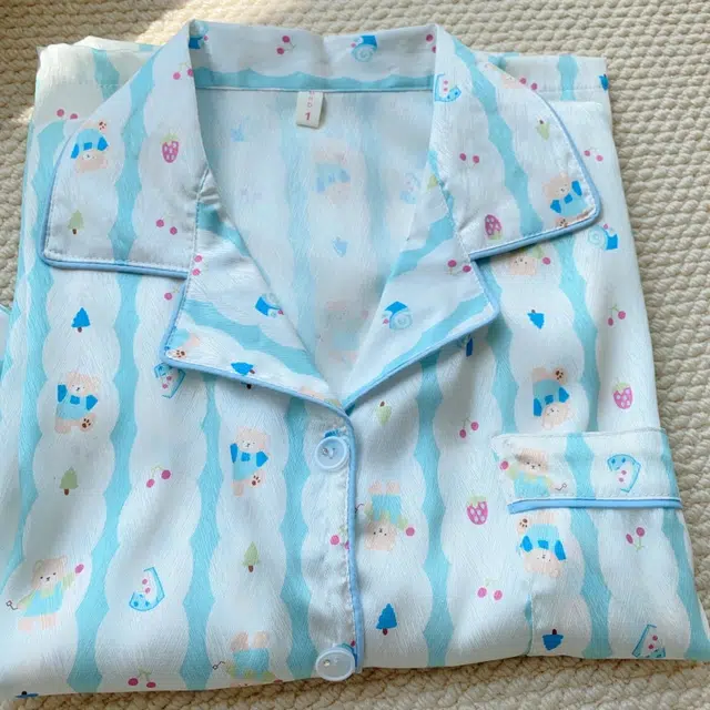 夏芬妍 可爱舒适卡通条纹小熊冰丝翻领家居服亲肤休闲短袖短裤时尚可外穿睡衣套装 女款 蓝色