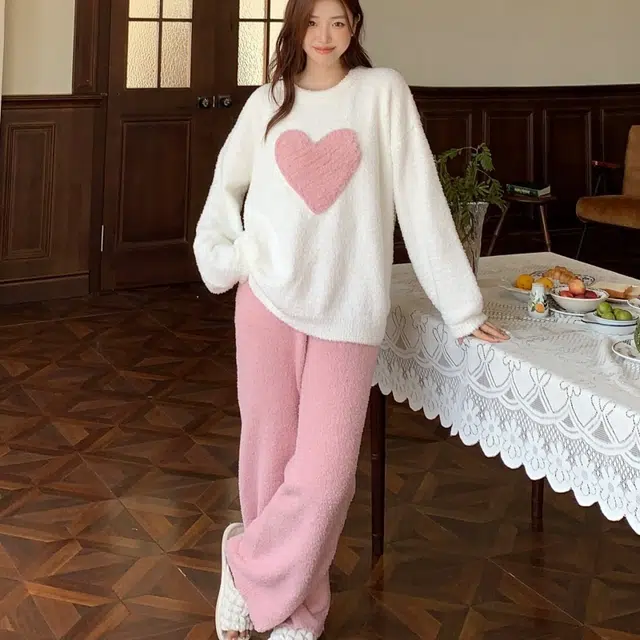夏芬妍 简约甜美柔软亲肤爱心半边绒家居服蓄温保暖长袖长裤可外穿睡衣套装 女款 粉色