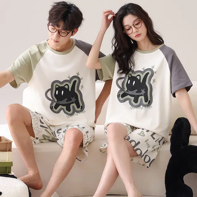夏芬妍 柔软字母黑猫翻领家居服休闲舒适短袖短裤时尚可外穿睡衣套装 男女同款