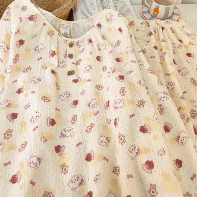 夏芬妍 简约甜美风蛋糕猫咪棉纱圆领家居服亲肤休闲舒适长袖长裤可外穿春秋款睡衣套装 女款 奶黄色
