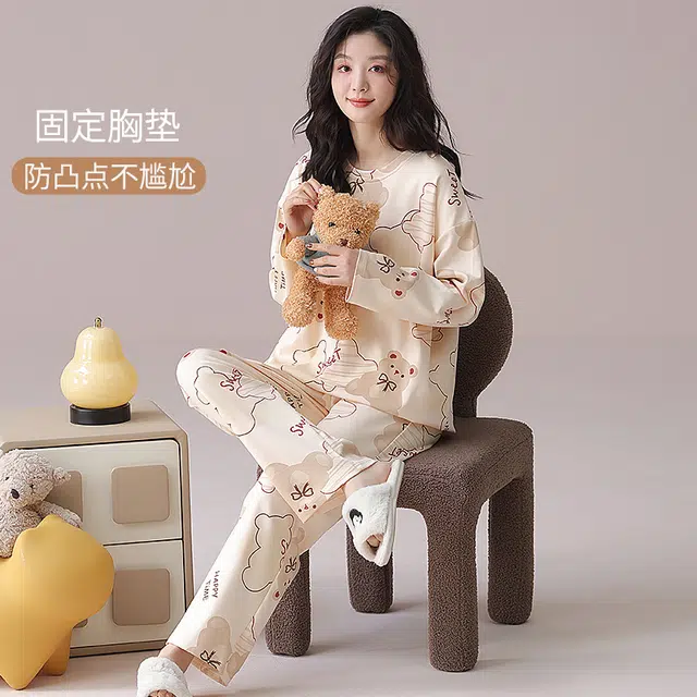 夏芬妍 时尚简约休闲满印带胸垫圆领亲肤舒适长袖长裤可外穿家居服睡衣套装 女款 杏色