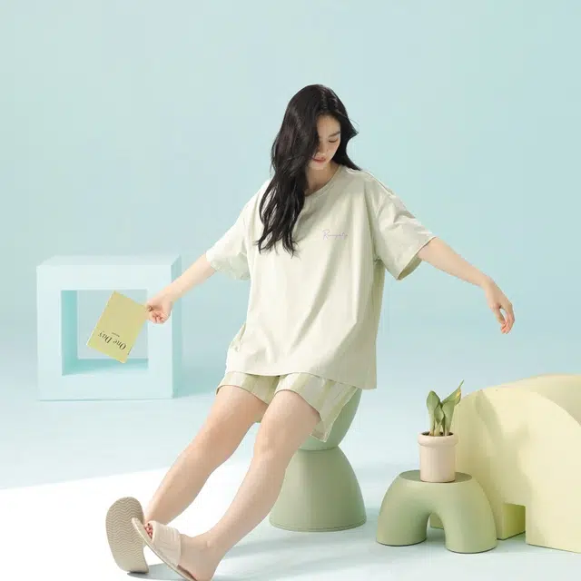 夏芬妍 舒适柔软纯色短袖上衣家居服凉感透气亲肤可外穿三分裤睡衣套装 女款 绿色