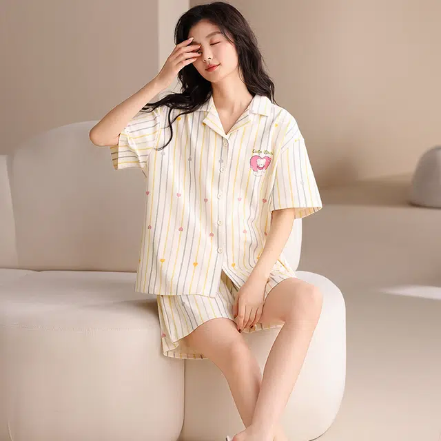 夏芬妍 甜美可爱条纹爱心小熊舒适亲肤宽松短袖短裤时尚翻领可外穿家居服睡衣套装 女款 杏色