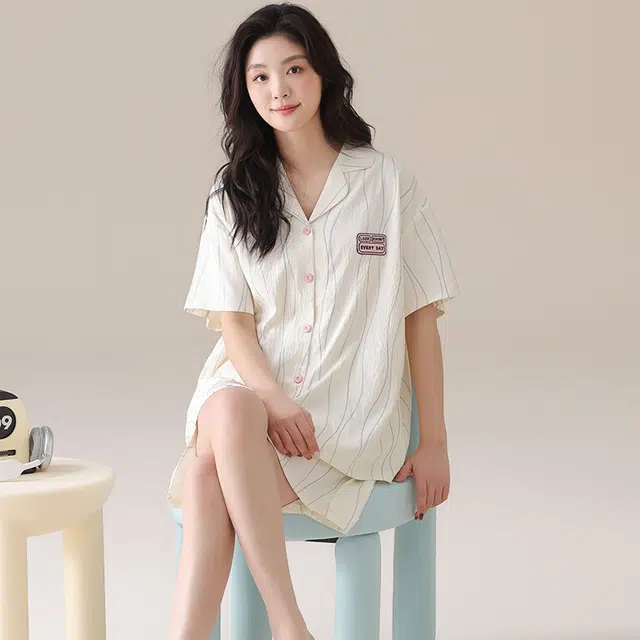 夏芬妍 简约休闲简约条纹云朵棉翻领舒适亲肤宽松短袖短裤时尚可外穿家居服睡衣套装 男女同款 杏色