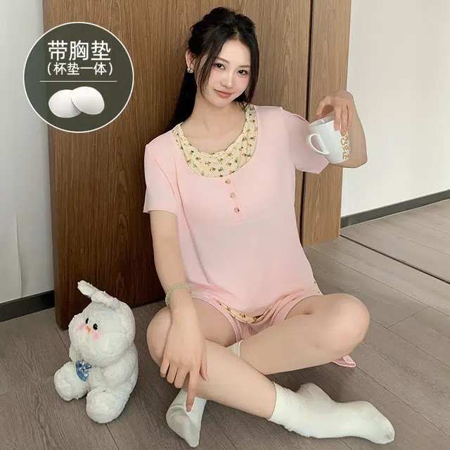夏芬妍 柔软舒适甜美纯色碎花假两件冰丝螺纹家居服亲肤休闲带胸垫短袖短裤时尚可外穿睡衣套装 女款 粉色