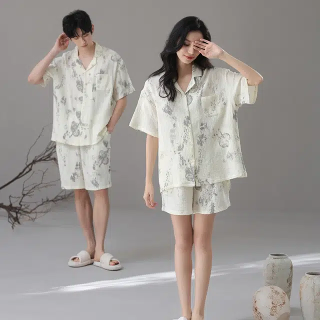 夏芬妍 简约轻盈柔软舒适水墨晕染翻领婴儿棉双层纱家居服休闲亲肤宽松短袖短裤可外穿睡衣套装 男女同款