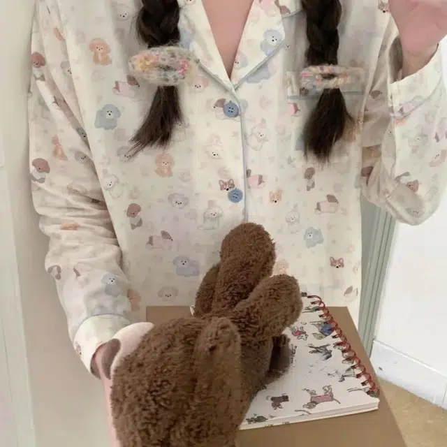 夏芬妍 柔软舒适萌狗乐园云朵棉开衫家居服亲肤休闲长袖长裤可外穿春秋款睡衣套装 女款 杏色