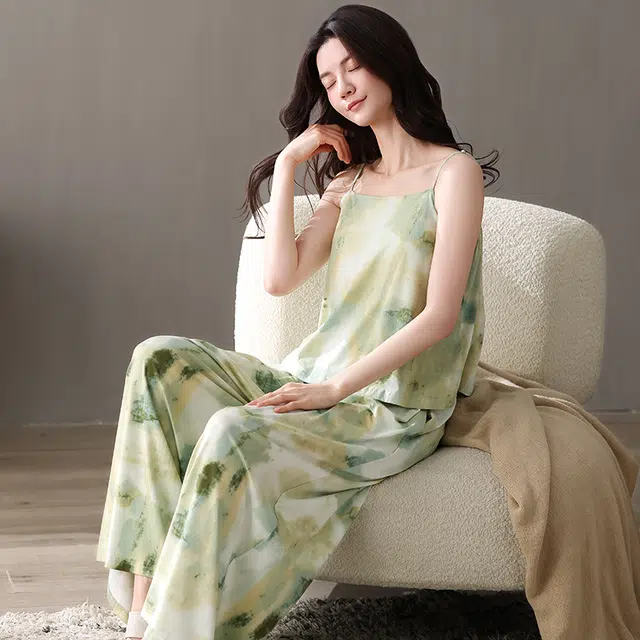 夏芬妍 柔软舒适透气亲肤带胸垫家居服休闲凉感时尚可外穿睡衣套装 女款 绿色