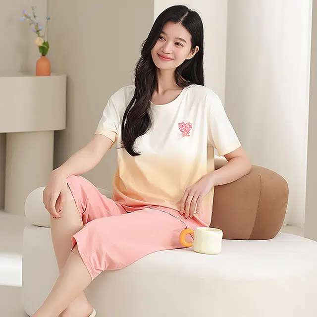 夏芬妍 时尚柔软亲肤爱心圆领家居服简约休闲舒适短袖七分裤可外穿睡衣套装 女款 渐变粉