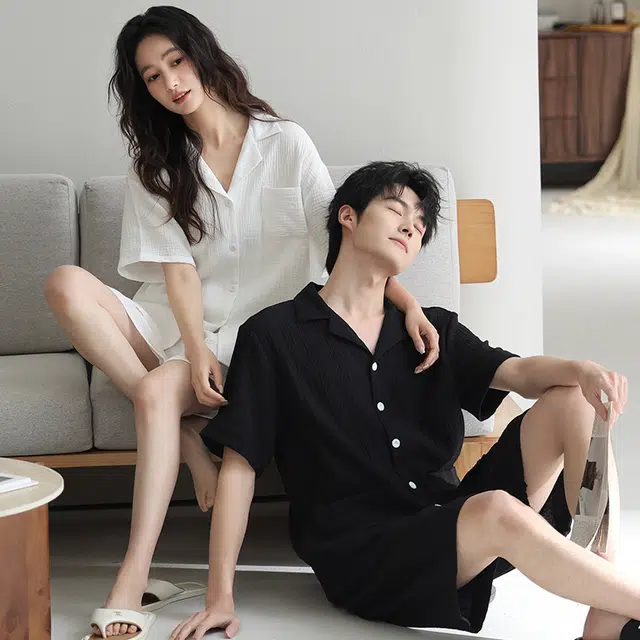 夏芬妍 休闲舒适纯色双层纱婴儿棉翻领开衫家居服柔软亲肤时尚可外穿短袖短裤睡衣套装 男女同款