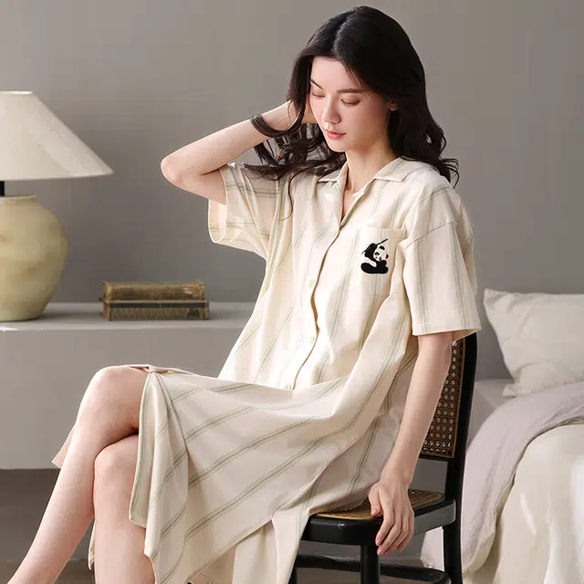 夏芬妍 简约亲肤条纹熊猫纯棉开衫家居服短袖睡裙 女款 杏色