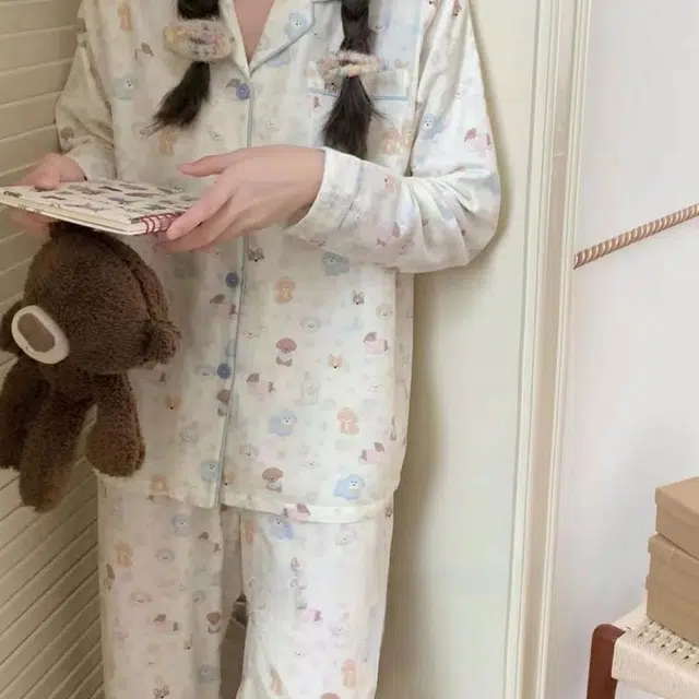 夏芬妍 柔软舒适萌狗乐园云朵棉开衫家居服亲肤休闲长袖长裤可外穿春秋款睡衣套装 女款 杏色