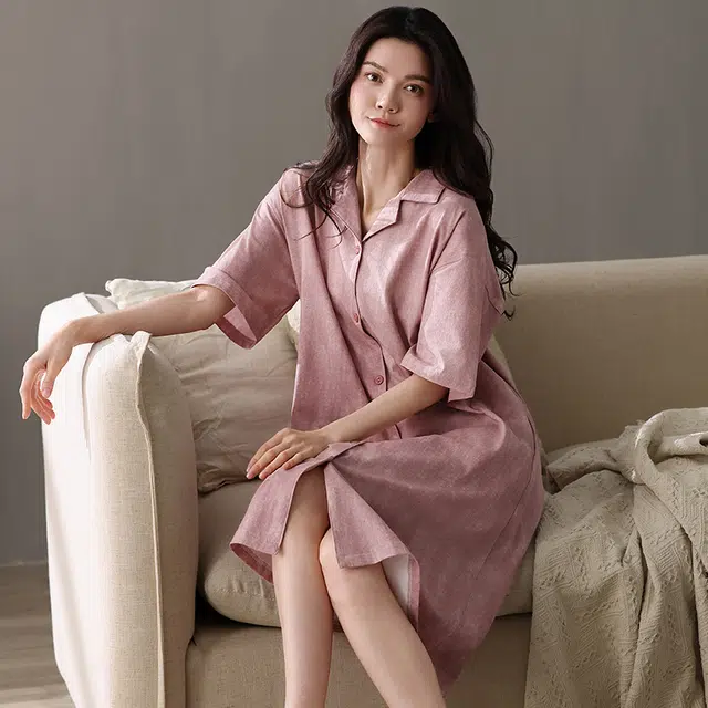 夏芬妍 简约亲肤开衫舒适休闲翻领时尚短袖睡裙 女款 粉色