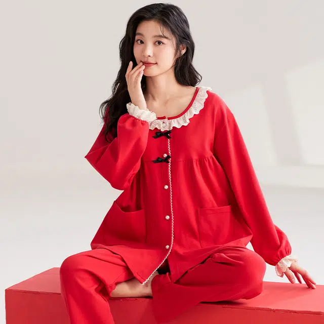 夏芬妍 亲肤舒适蕾丝花边拼接蝴蝶结纯棉家居服简约休闲长袖长裤可外穿喜庆本命年睡衣套装 女款 红色