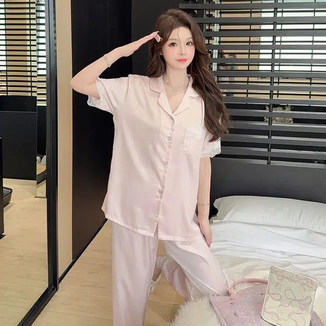 夏芬妍 甜美休闲气质高级感蝴蝶蕾丝冰丝翻领带胸垫家居服舒适亲肤宽松短袖三件套可外穿睡衣套装 女款