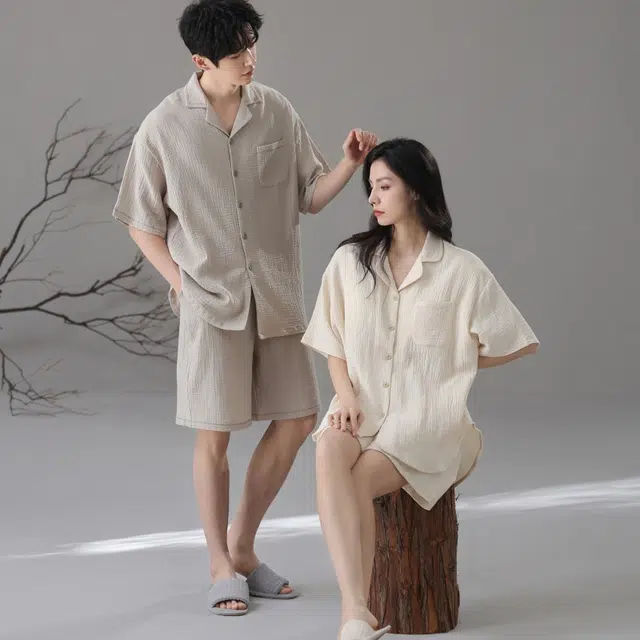 夏芬妍 简约轻盈柔软舒适纯色翻领家居服休闲亲肤短袖可外穿睡衣套装 男女同款