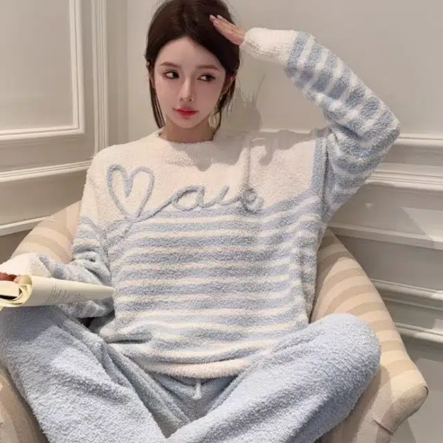 夏芬妍 简约甜美柔软亲肤爱心英文条纹半边绒加绒加厚蓄温保暖长袖长裤可外穿睡衣套装 女款 蓝色