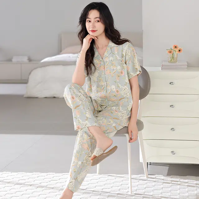 夏芬妍 简约柔软舒适花卉满印翻领短袖上衣家居服亲肤休闲可外穿长裤睡衣套装 女款 灰绿色