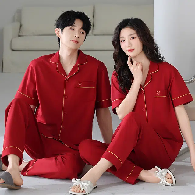 夏芬妍 喜气简约柔软舒适翻领开衫中国红本命年家居服亲肤休闲短袖长裤时尚可外穿睡衣套装 男女同款