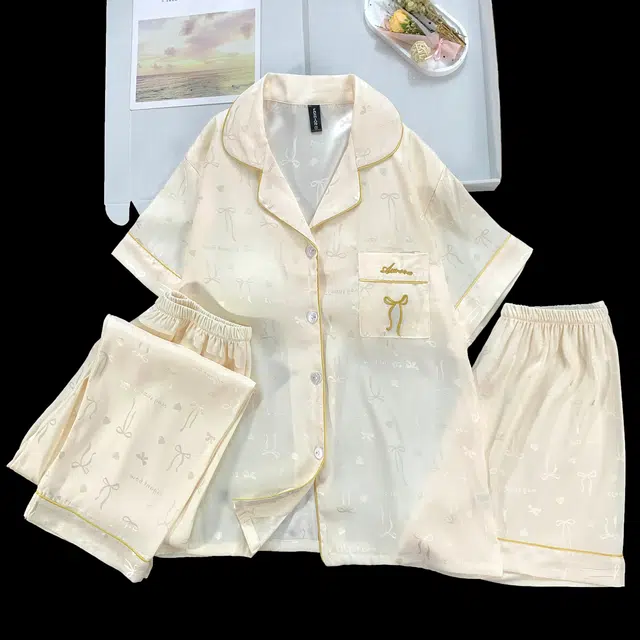 夏芬妍 简约休闲高级感蝴蝶结冰丝翻领带胸垫家居服舒适亲肤宽松短袖三件套可外穿睡衣套装 女款 杏色