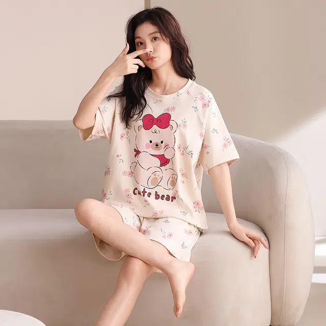 夏芬妍 简约休闲碎花小熊舒适亲肤宽松短袖短裤时尚圆领可外穿家居服睡衣套装 女款 杏色