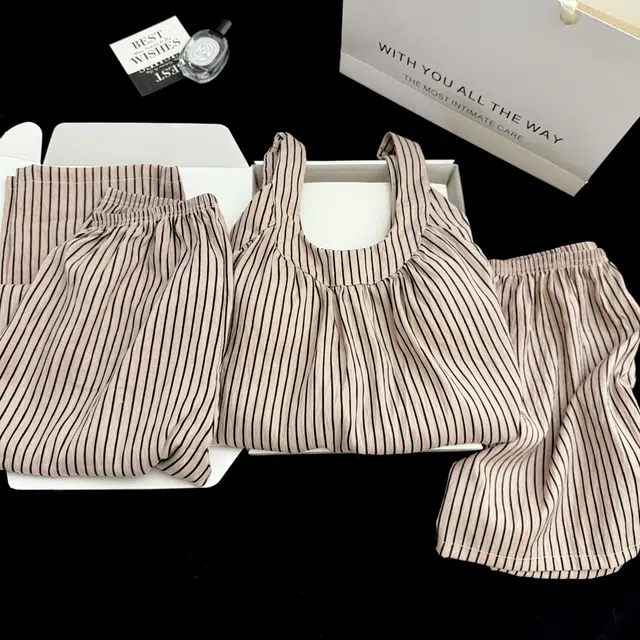 夏芬妍 简约韩式风气质条纹吊带家居服舒适柔软休闲带胸垫三件套可外穿睡衣套装 女款