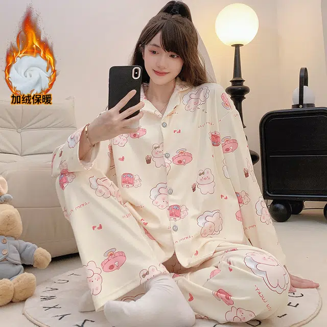 夏芬妍 舒适亲肤幸运兔满印德绒家居服加绒加厚保暖蓄温长袖长裤可外穿秋冬款睡衣礼盒 女款 杏色