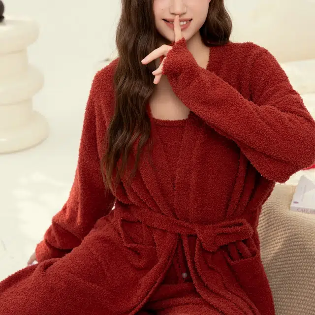 夏芬妍 简约时尚亲肤加厚保暖舒适休闲宽松可外穿睡衣套装 女款 红色